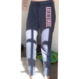 Sweatpants! <3